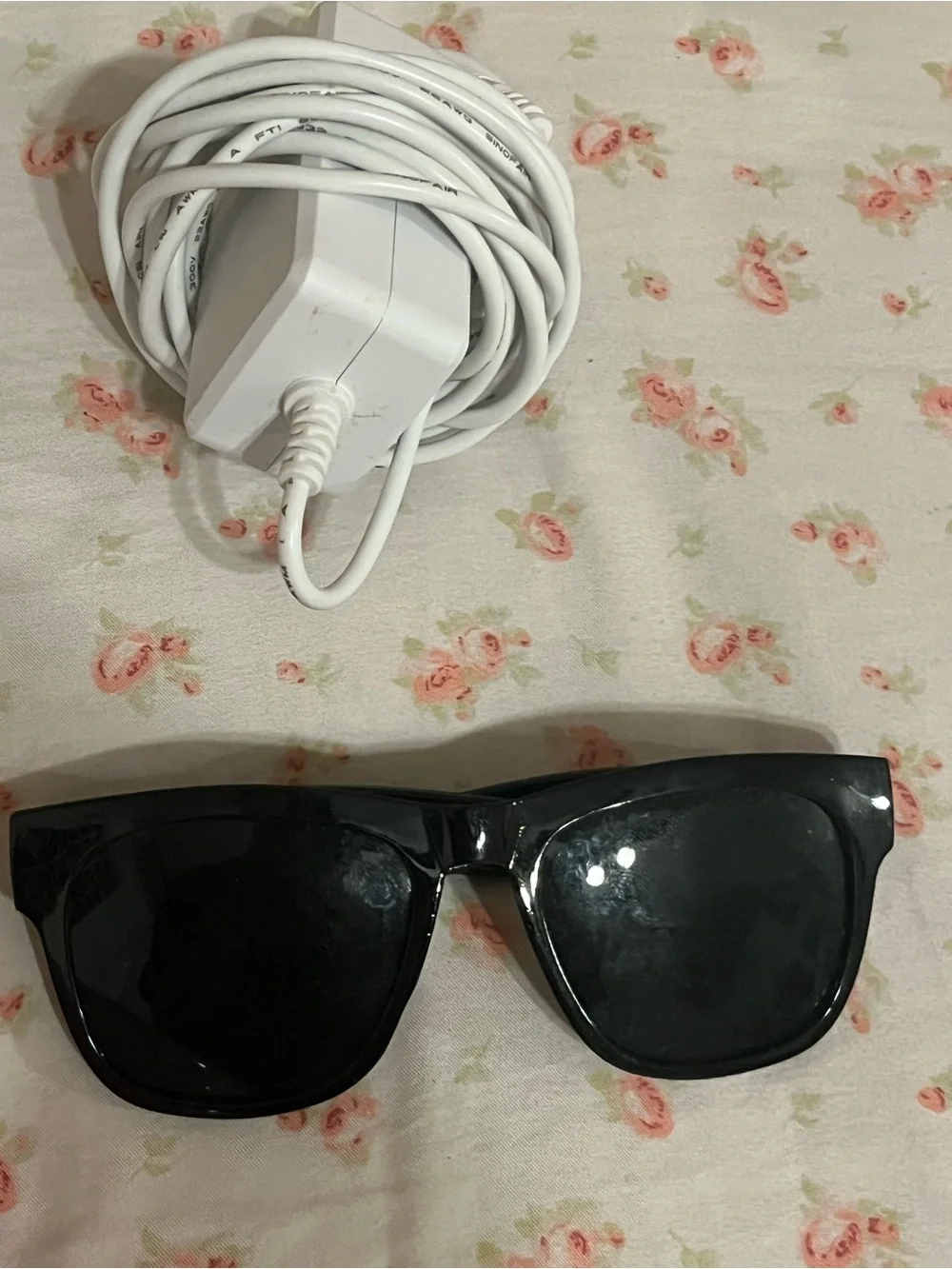 Pink IPL Hair Removal Device with Black Safety Glasses